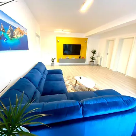 Hunyadi Luxury Kogalniceanu *
